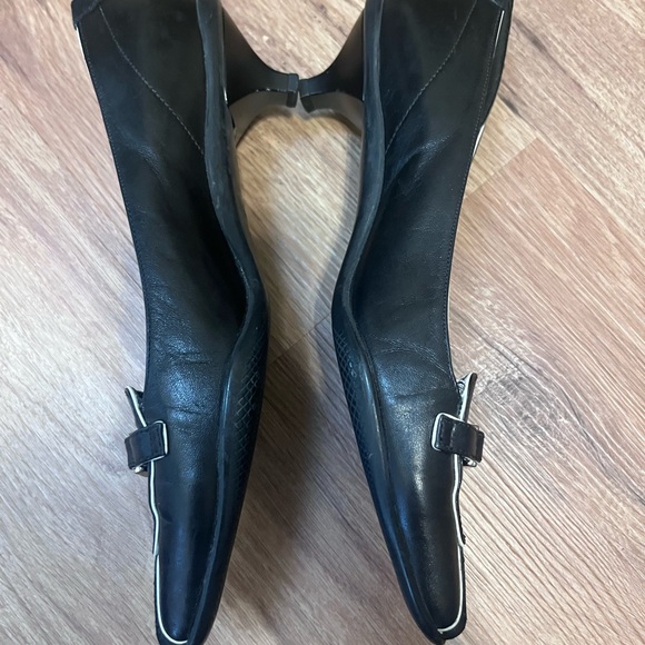 Vintage Prada black leader/suede kitten heel pumps, US size 6 1/2 - Picture 3 of 8